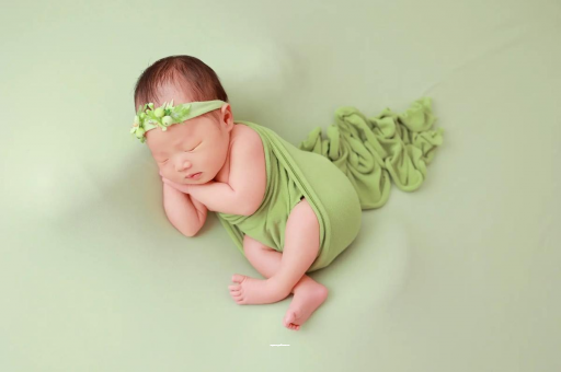 长春宝宝趴着睡是积食吗